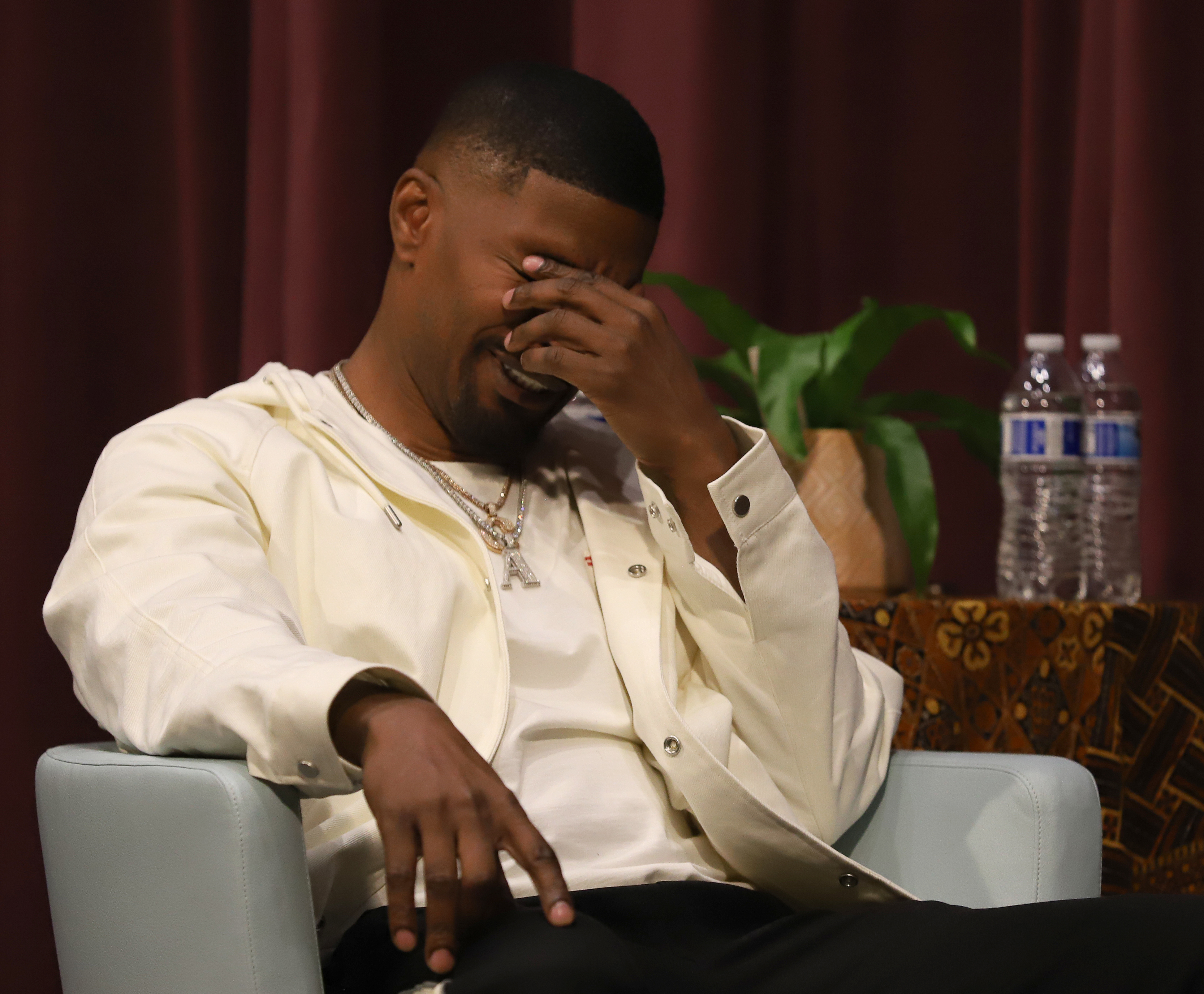 Jamie Foxx laughs at Moorpark College