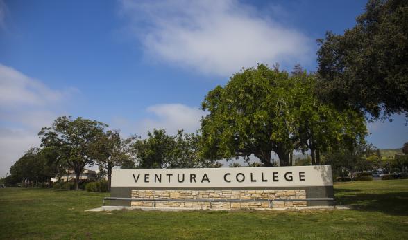 Ventura College sign  Ventura College sign