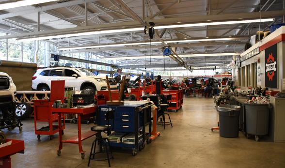 Photograph of students in a Ventura College Automotive Career Education class 